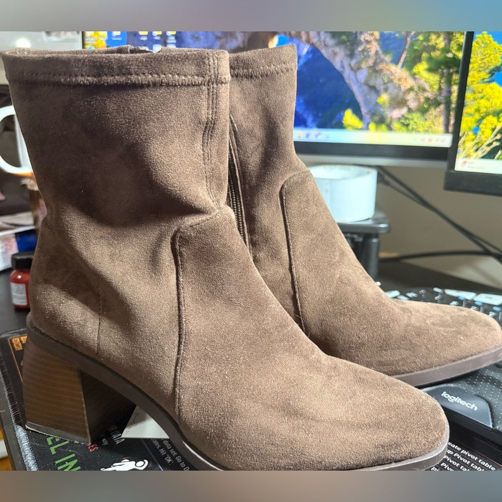 Anne Klein Brown Suede Mid Heel Ankle Booties